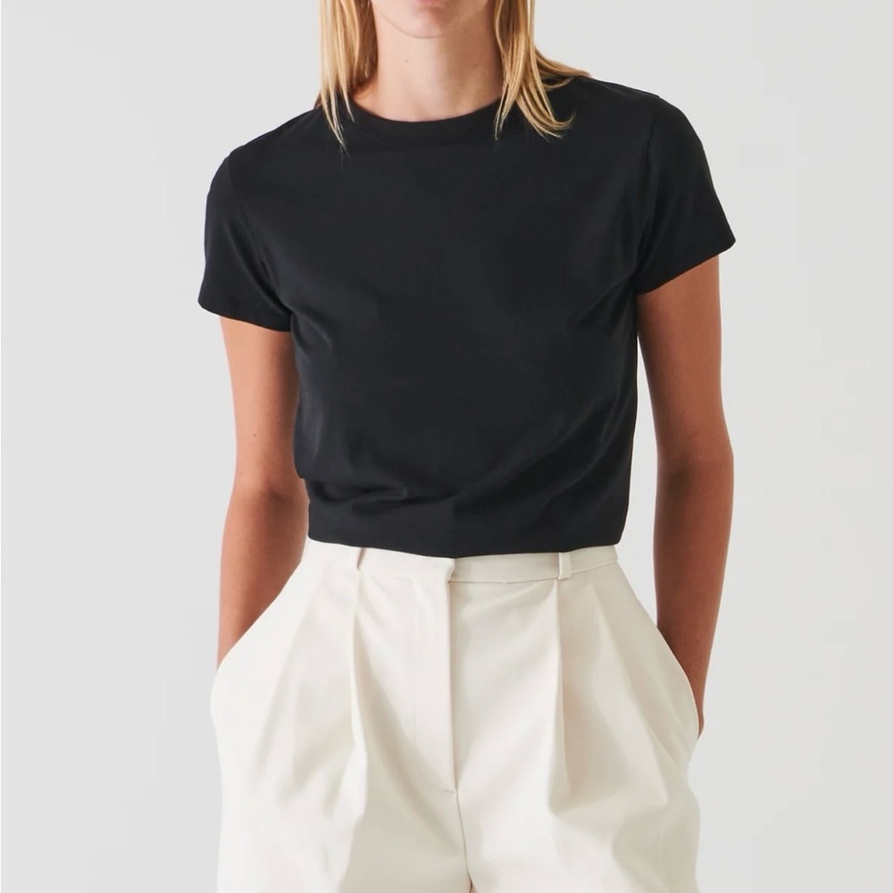 Classic Black boyfriend crew tshirt
